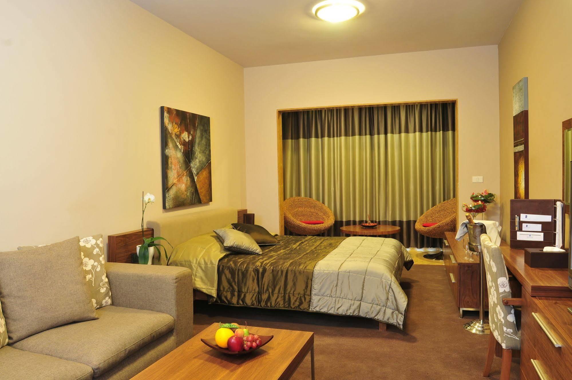 City Suite Hotel Beirut Exteriör bild